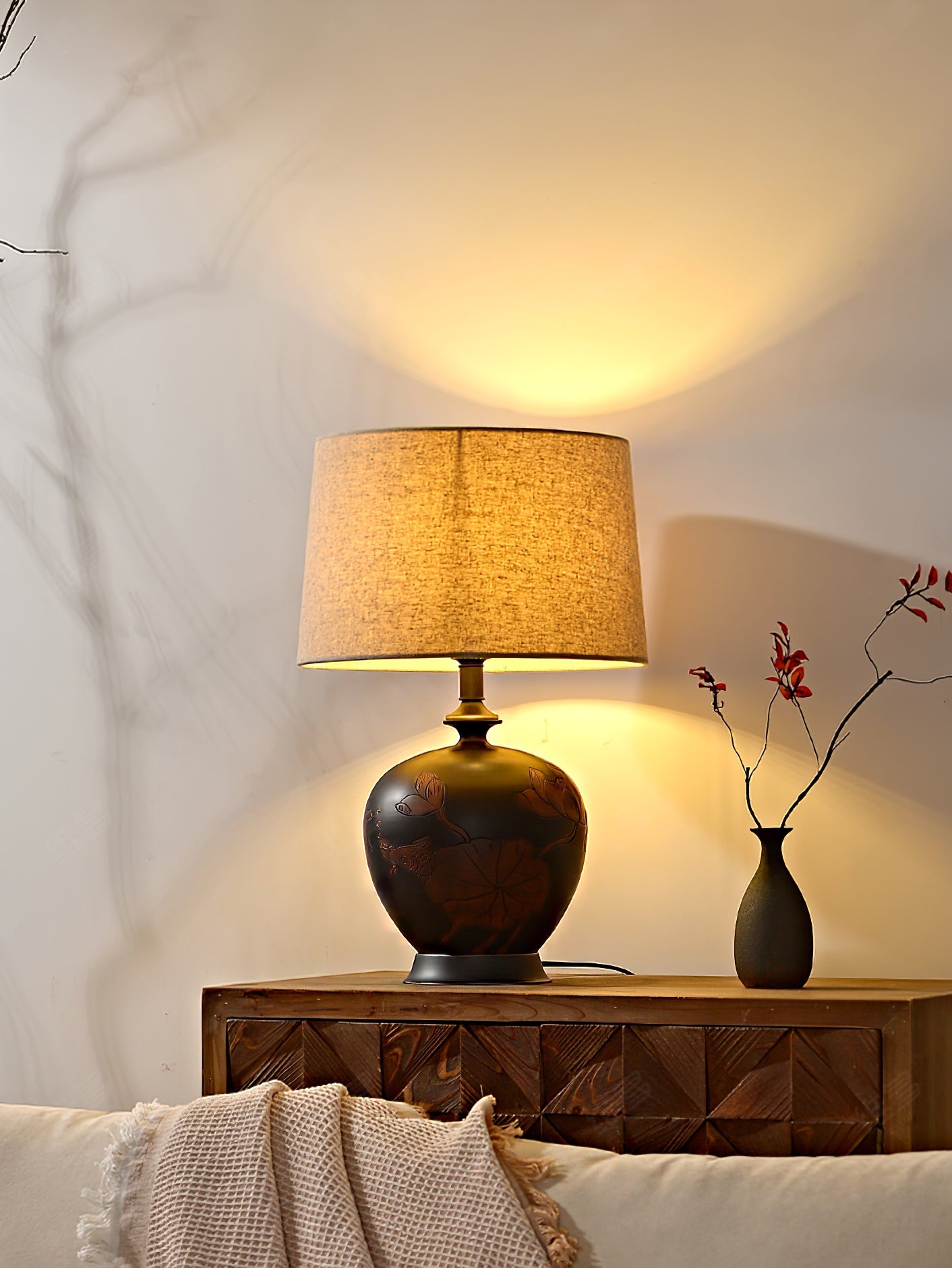 Fish Motif Ceramic Table Lamp