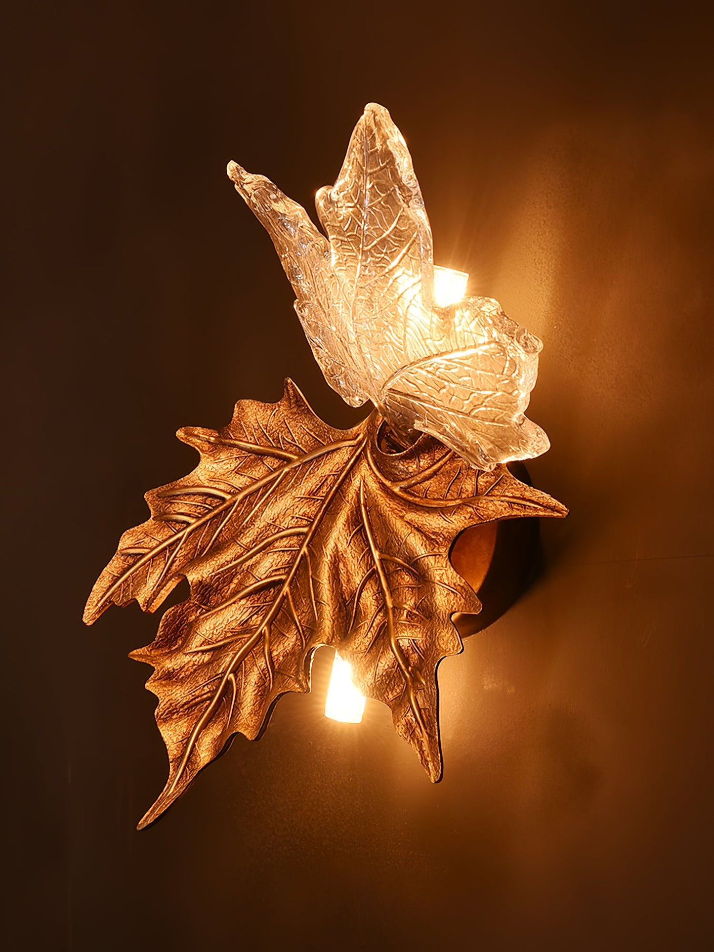 Folio Leaves Wall Lamp