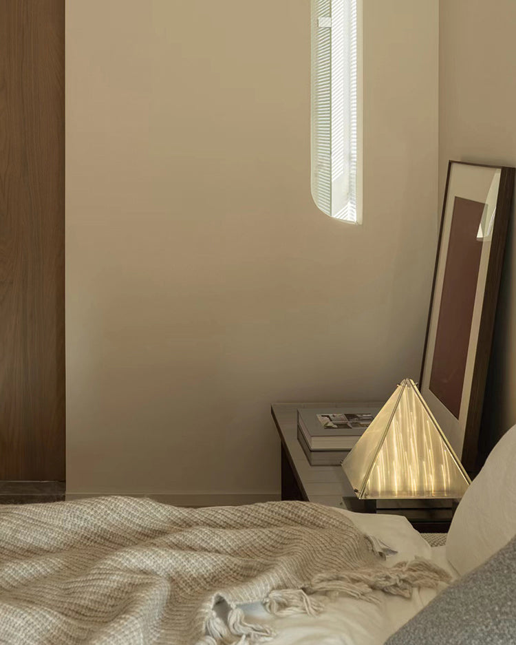 Fragment Table Lamp