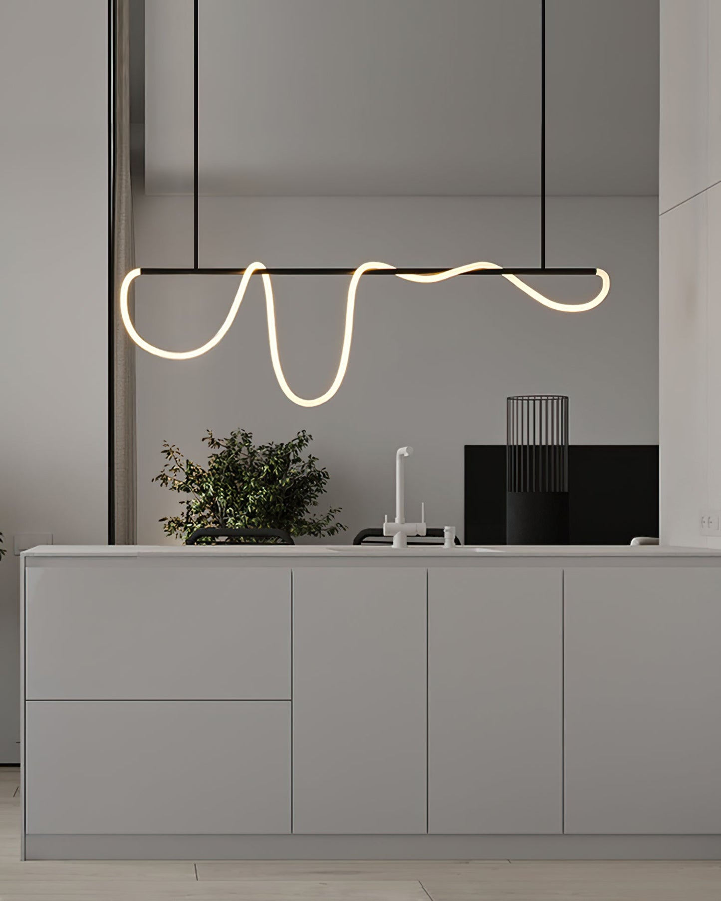 Serpentine Glow Black Chandelier