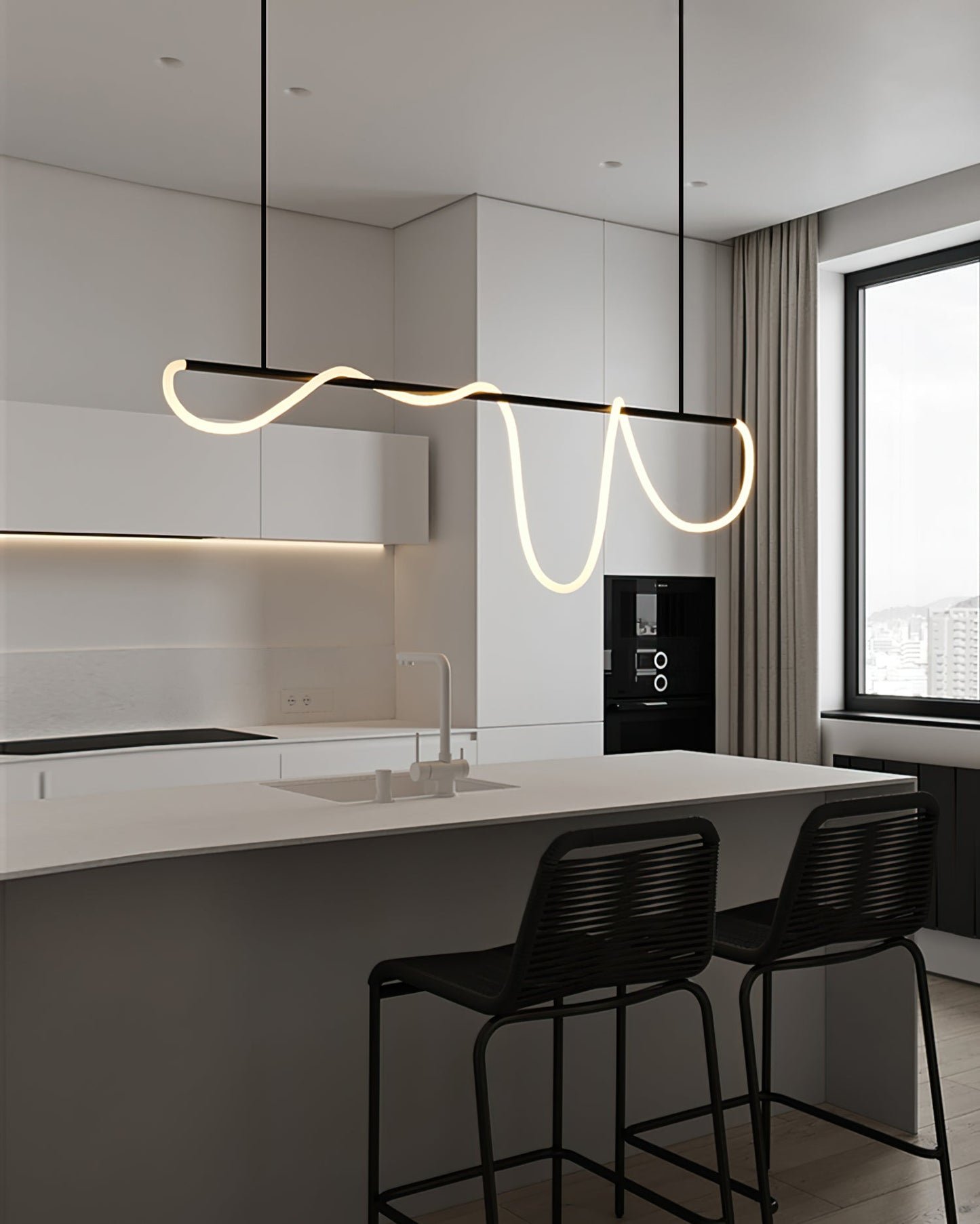 Serpentine Glow Black Chandelier