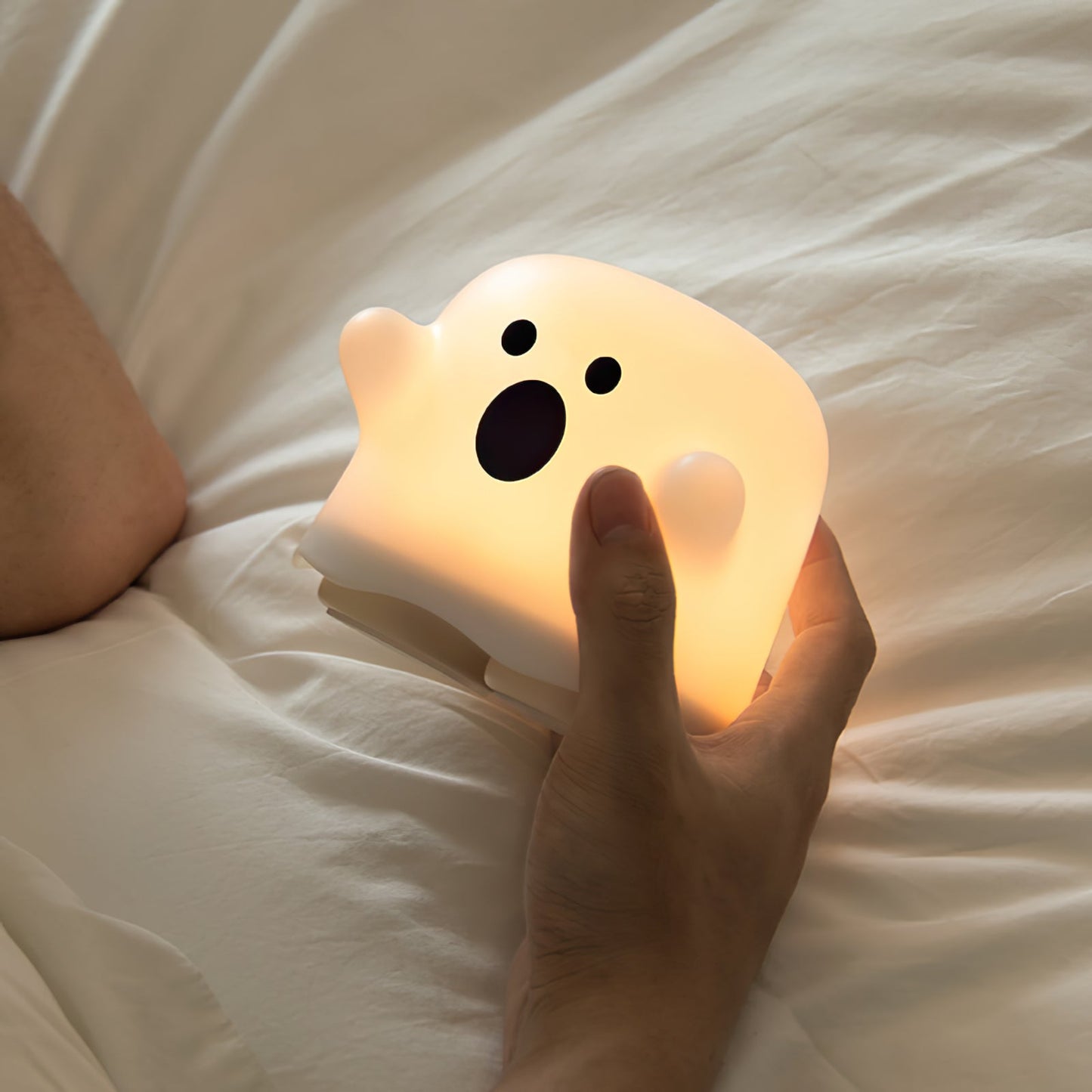 Ghost Built-in Battery Table Lamp