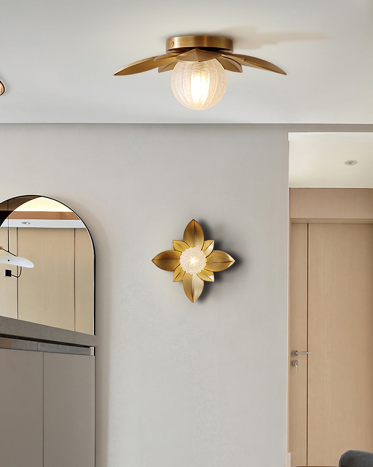 Gigi Wall Lamp