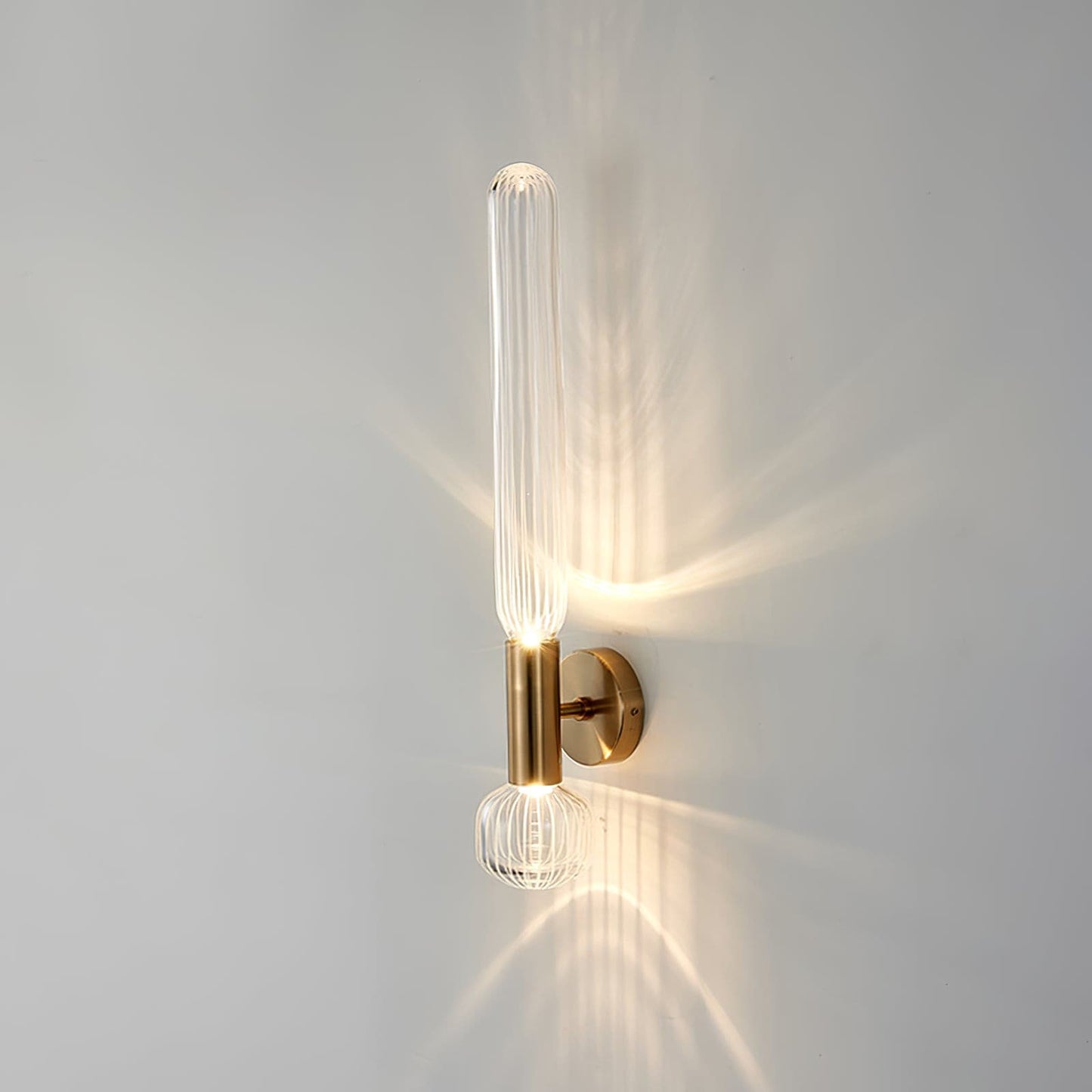 Glaive Wall Lamp
