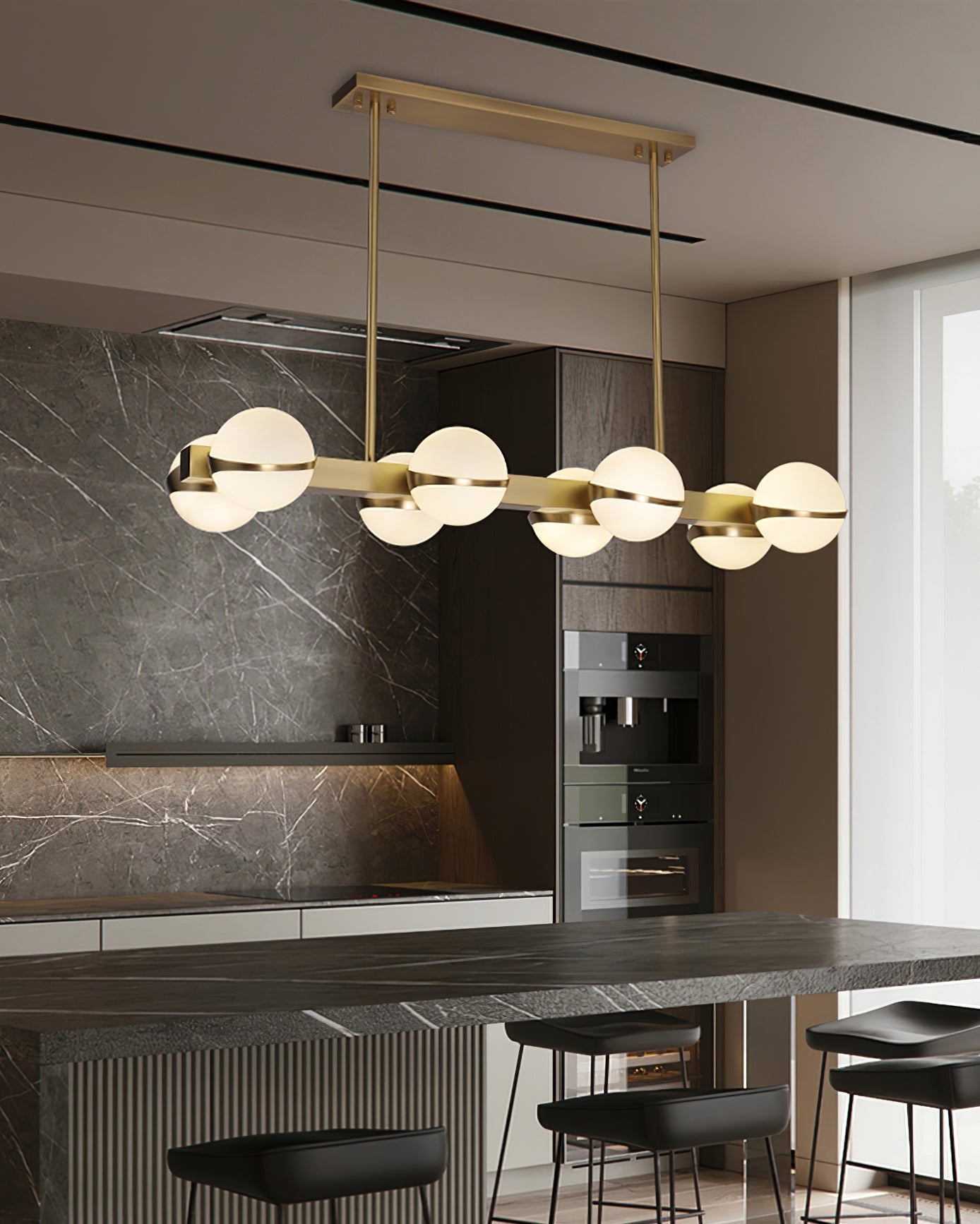 Grand Lustre Chandelier