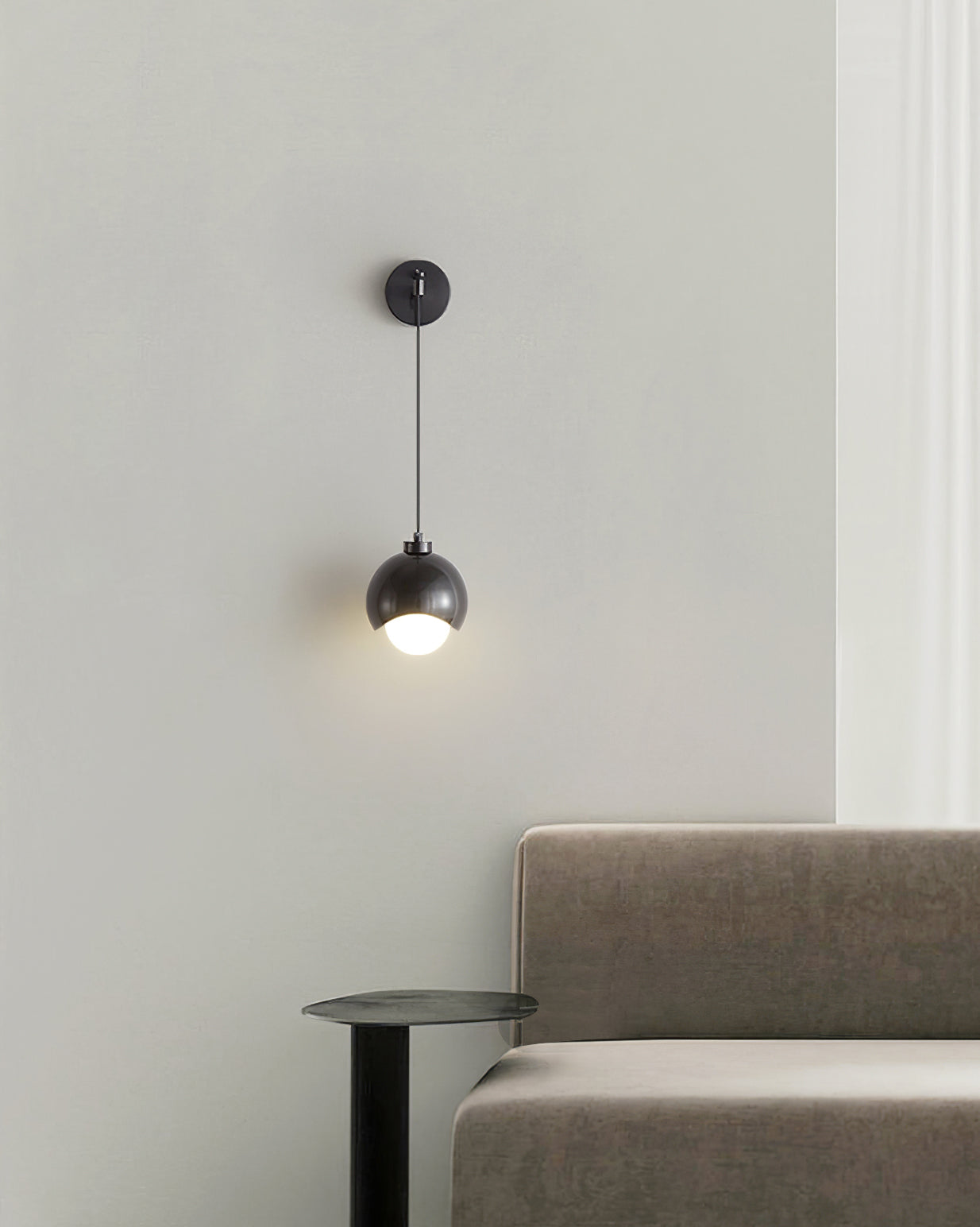 Helmet Wall Lamp