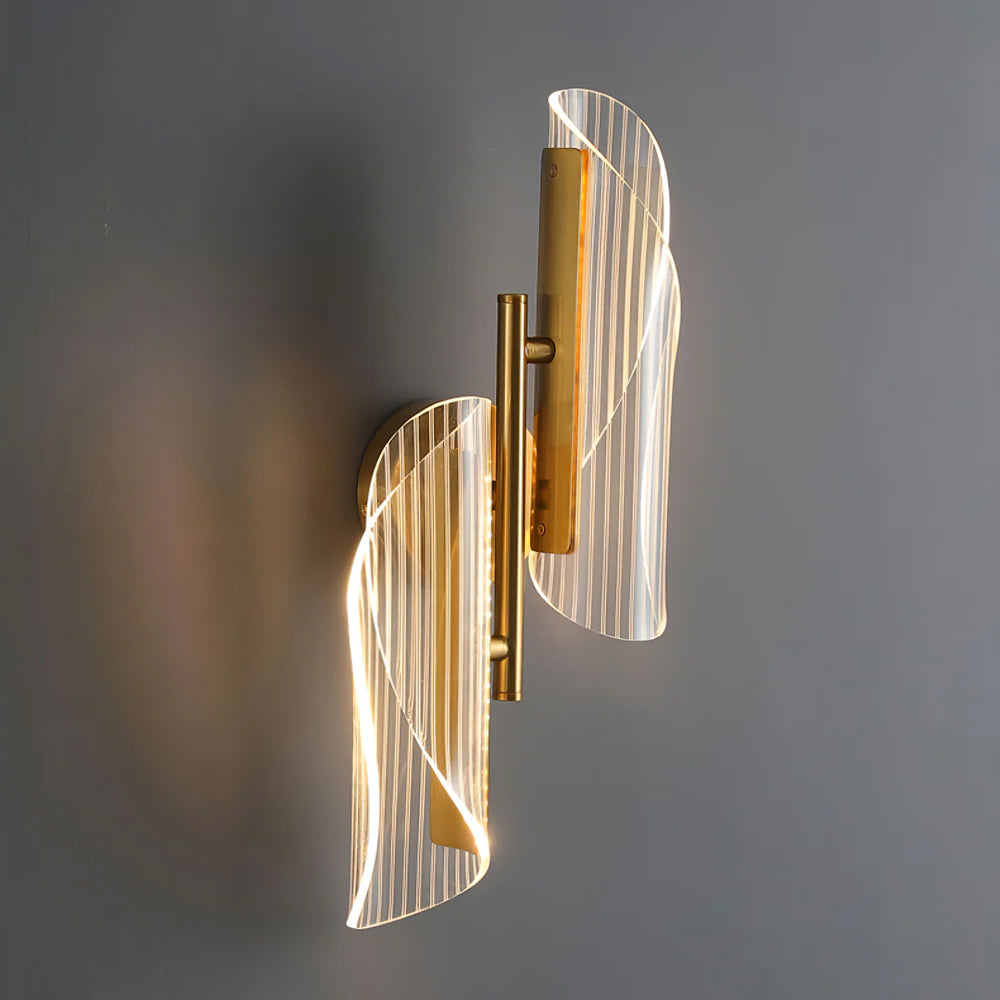 Hershal Luxe Wall Lamp