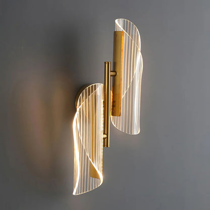 Hershal Luxe Wall Lamp