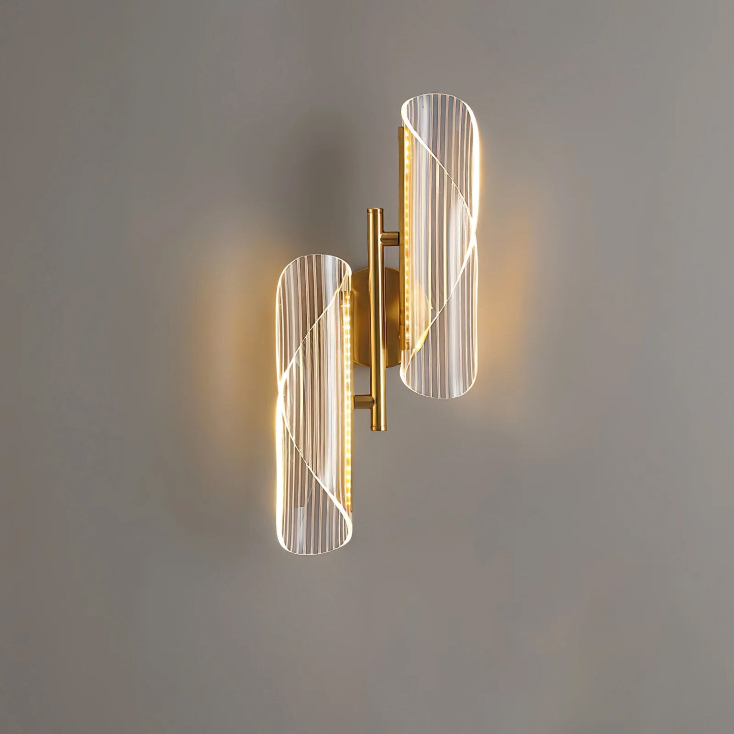 Hershal Luxe Wall Lamp