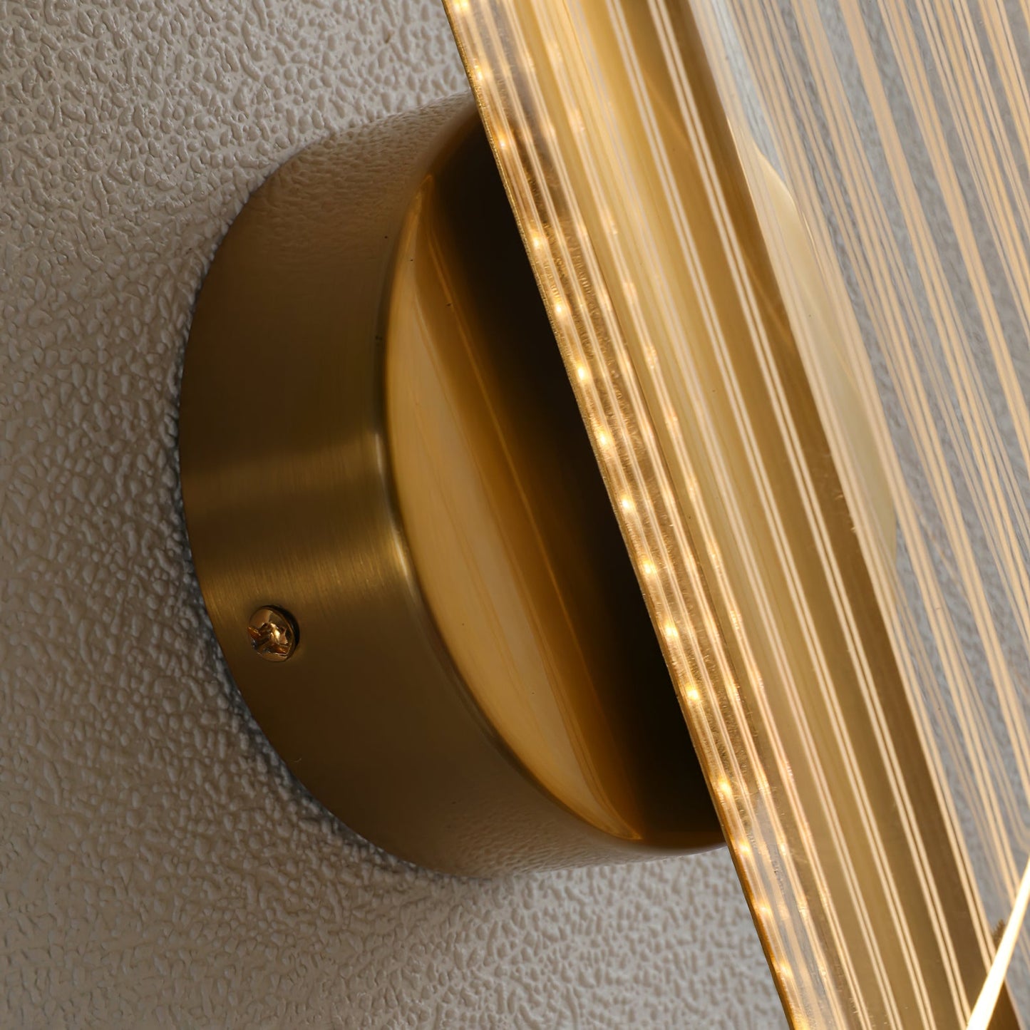 Hershal Luxe Wall Lamp