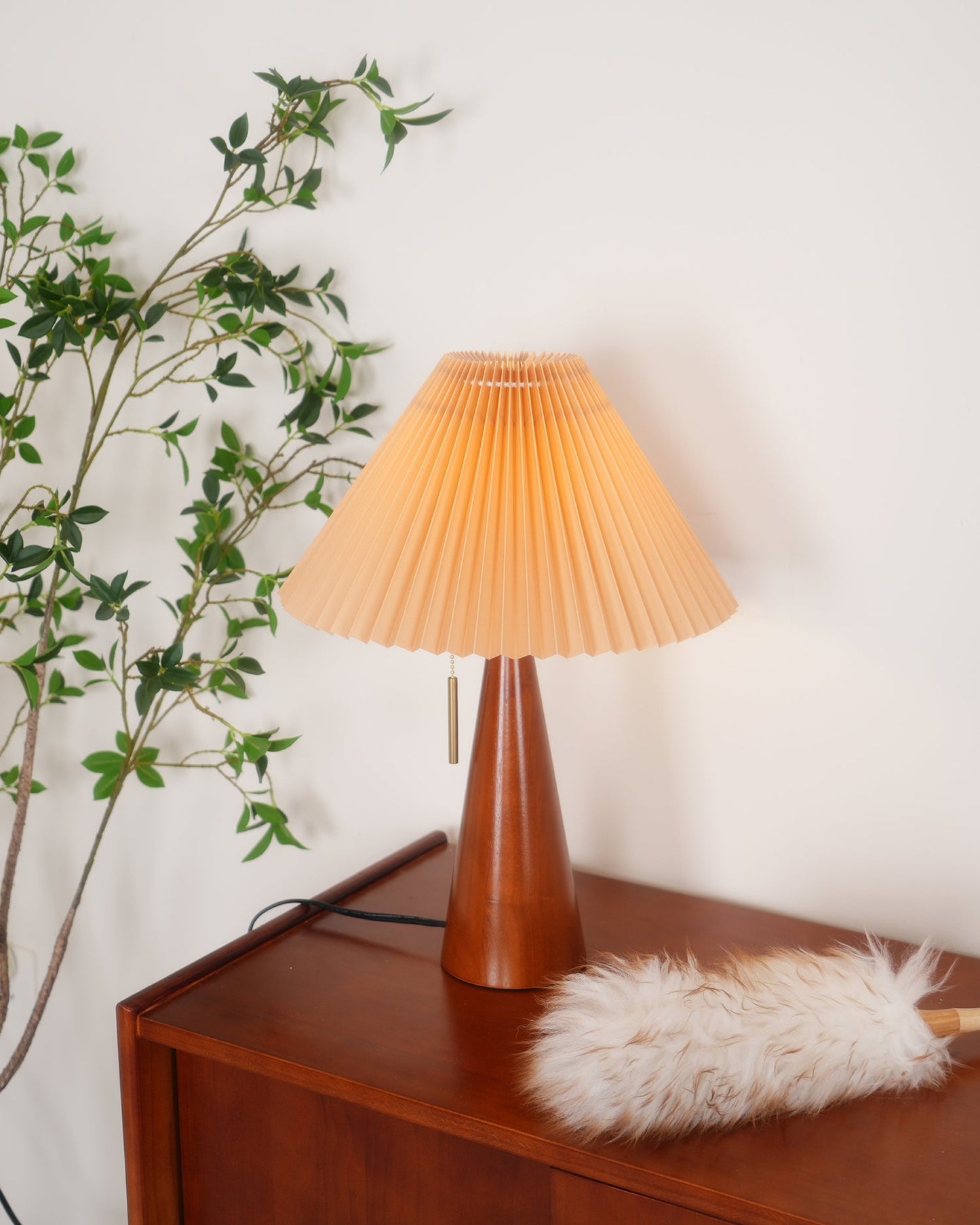 Stringer Table Lamp