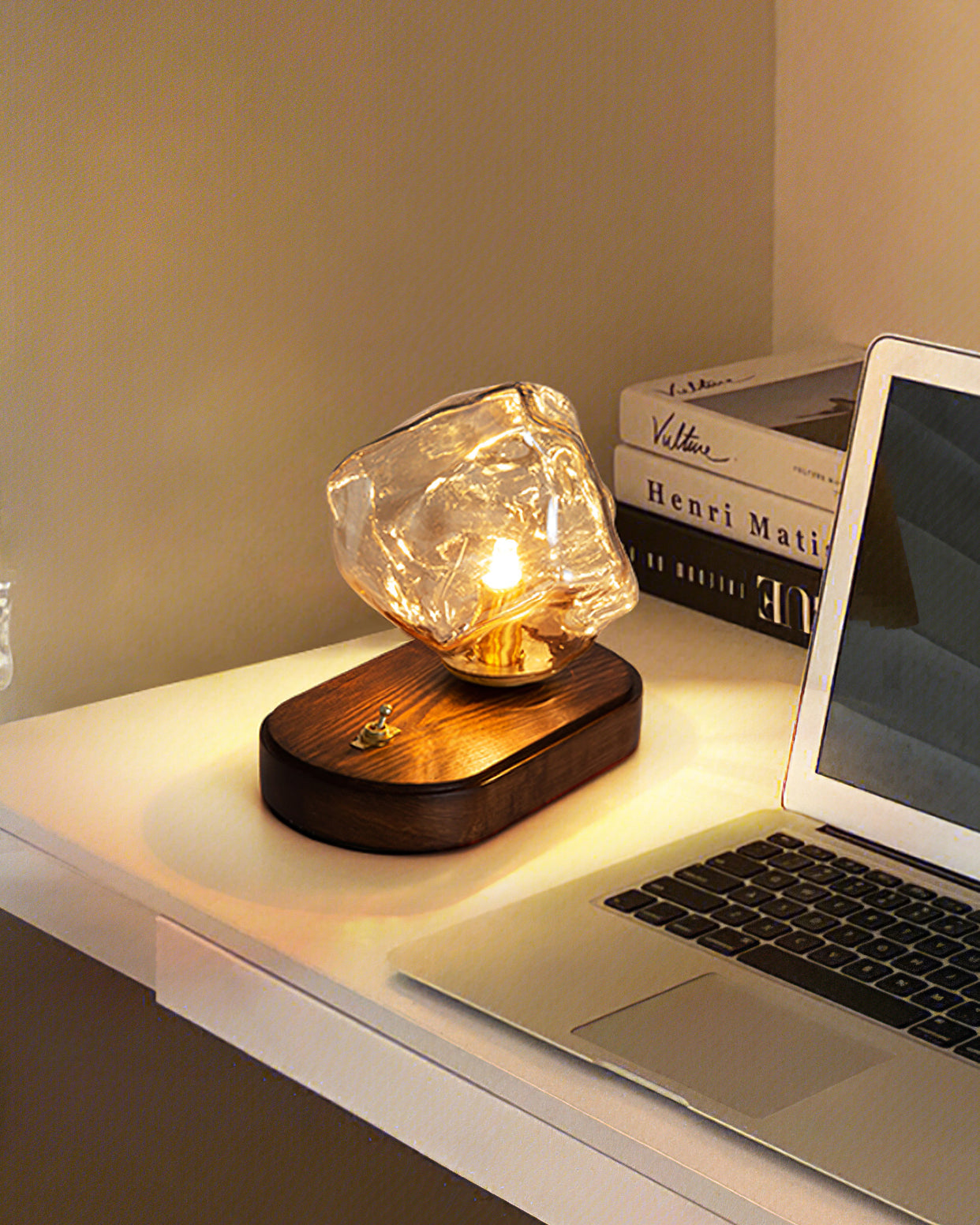 Ice Inspired Table Lamp