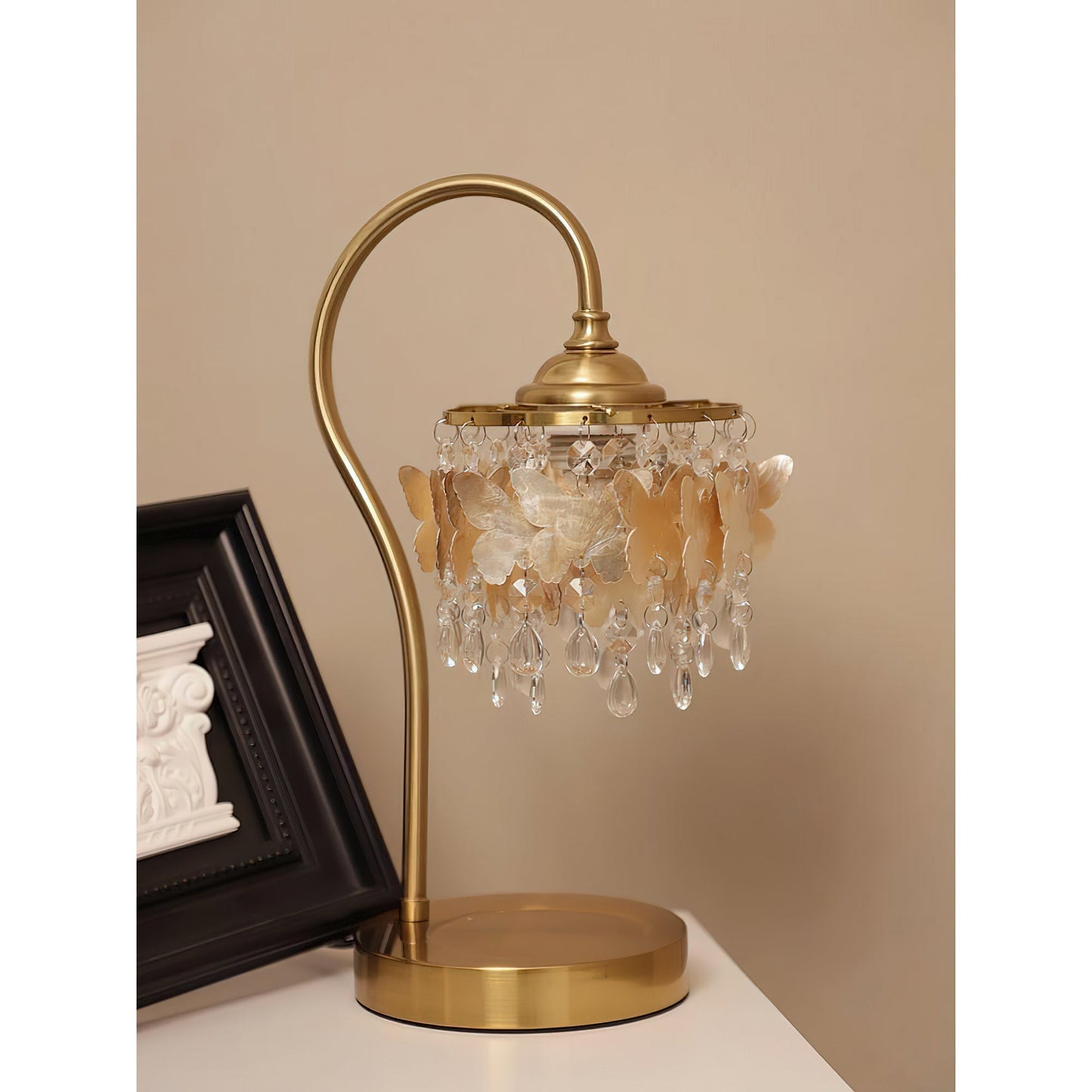 Jasinski Table Lamp