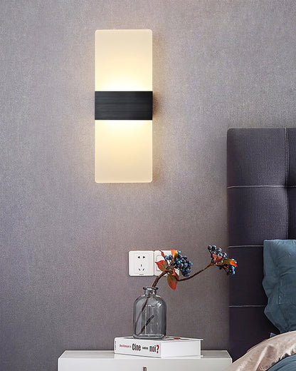 Jenks Wall Lamp