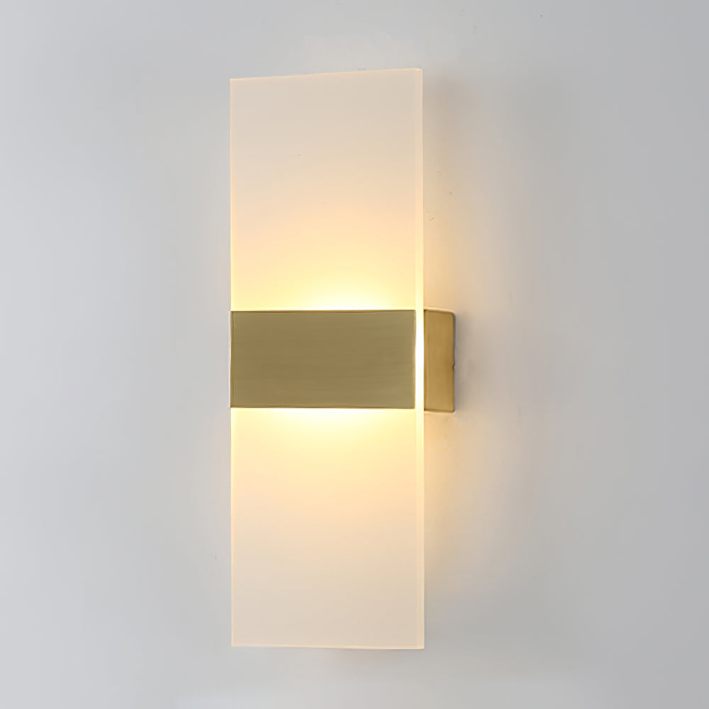 Jenks Wall Lamp