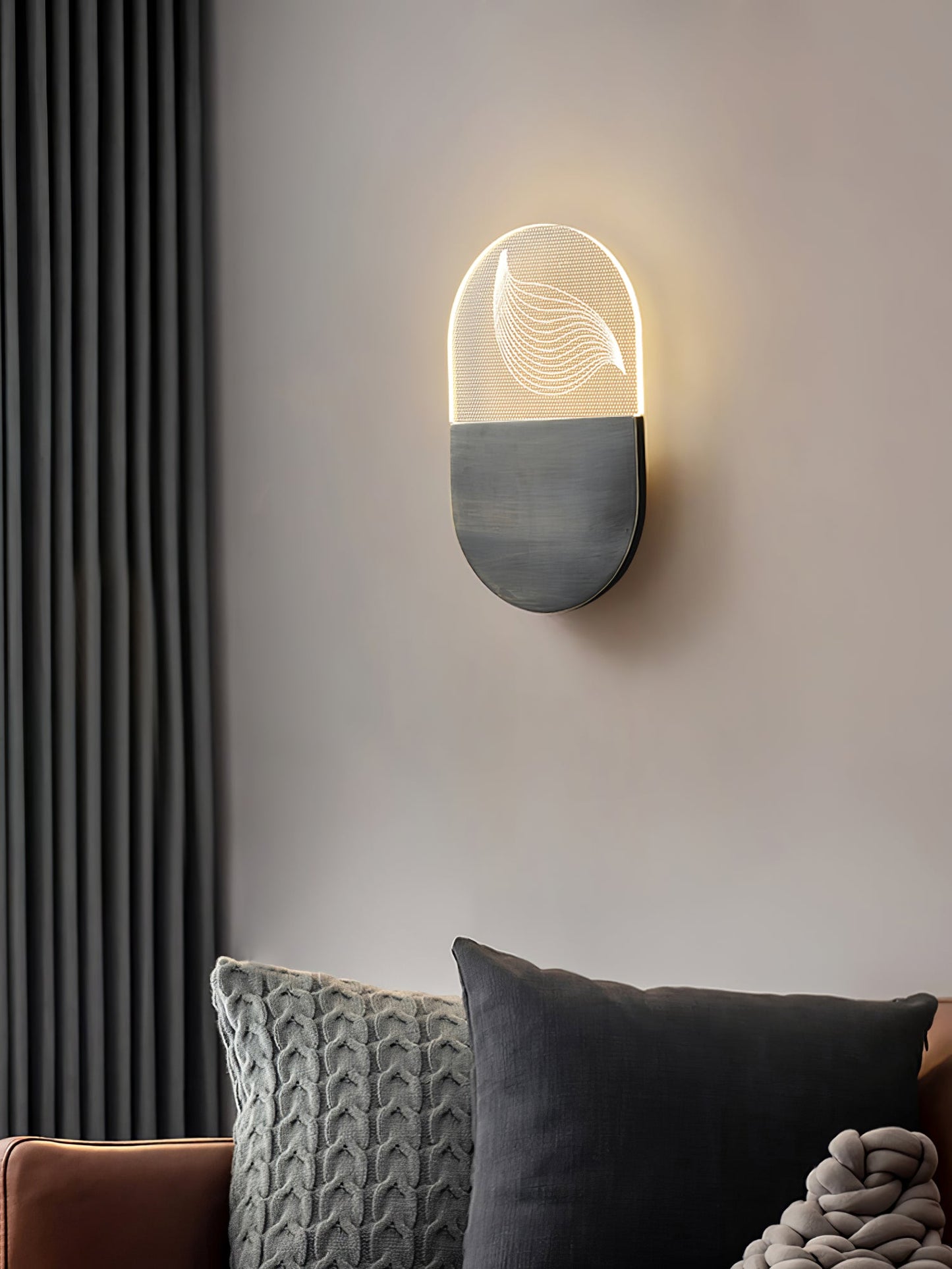 Kaikea Wall Lamp