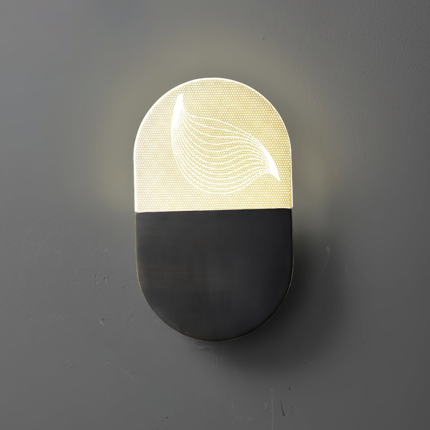 Kaikea Wall Lamp