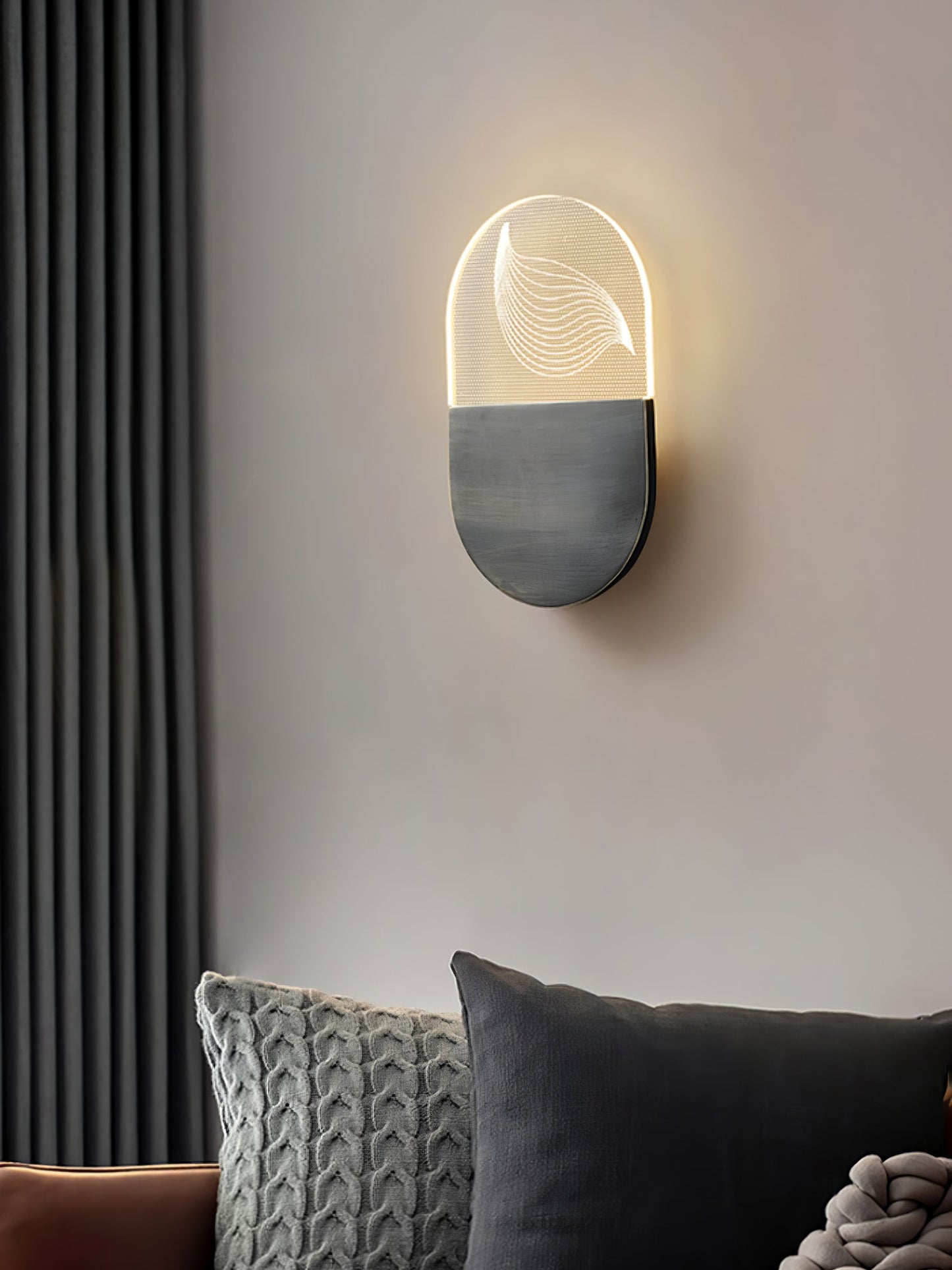 Kaikea Wall Lamp