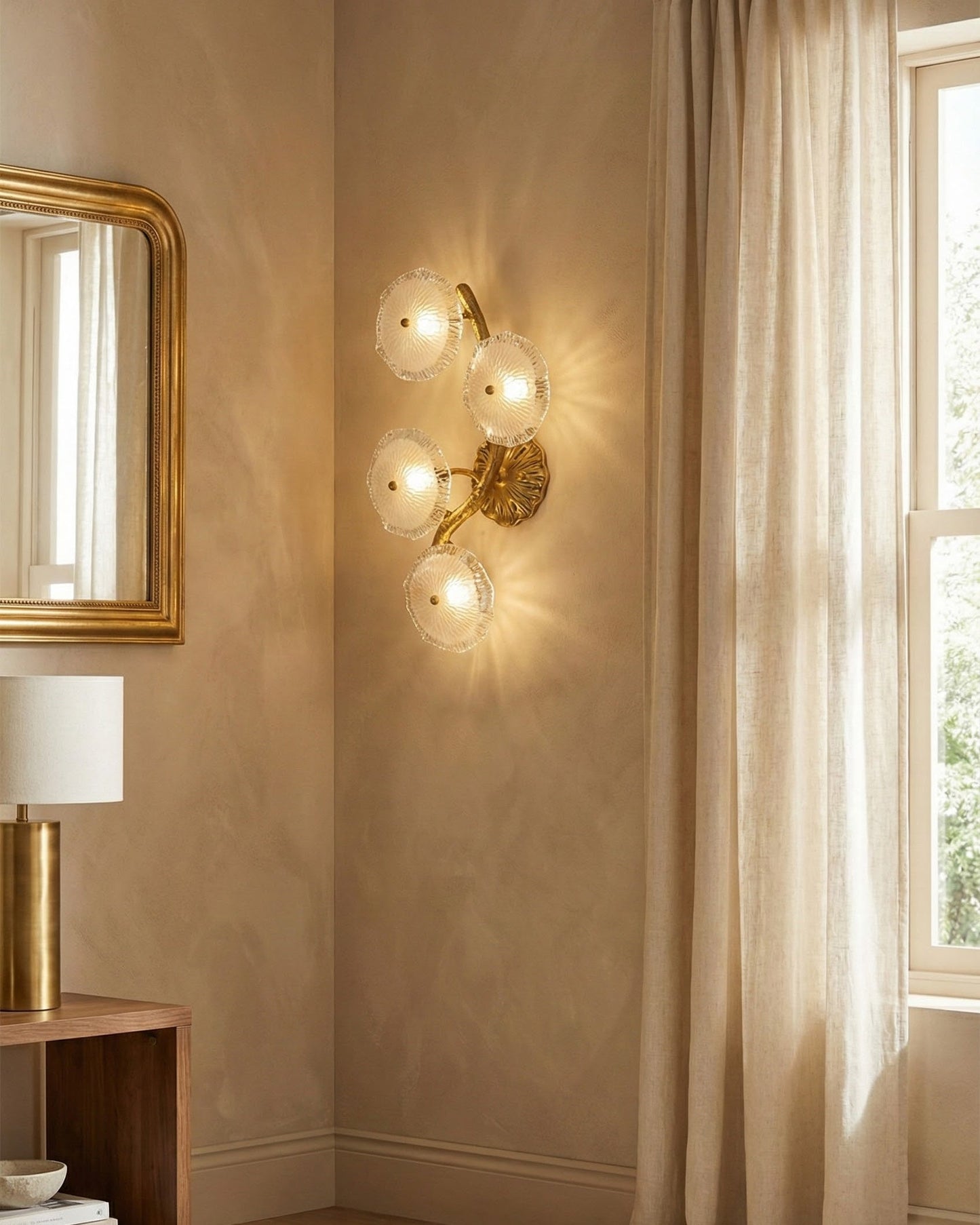 Kamal Wall Lamp