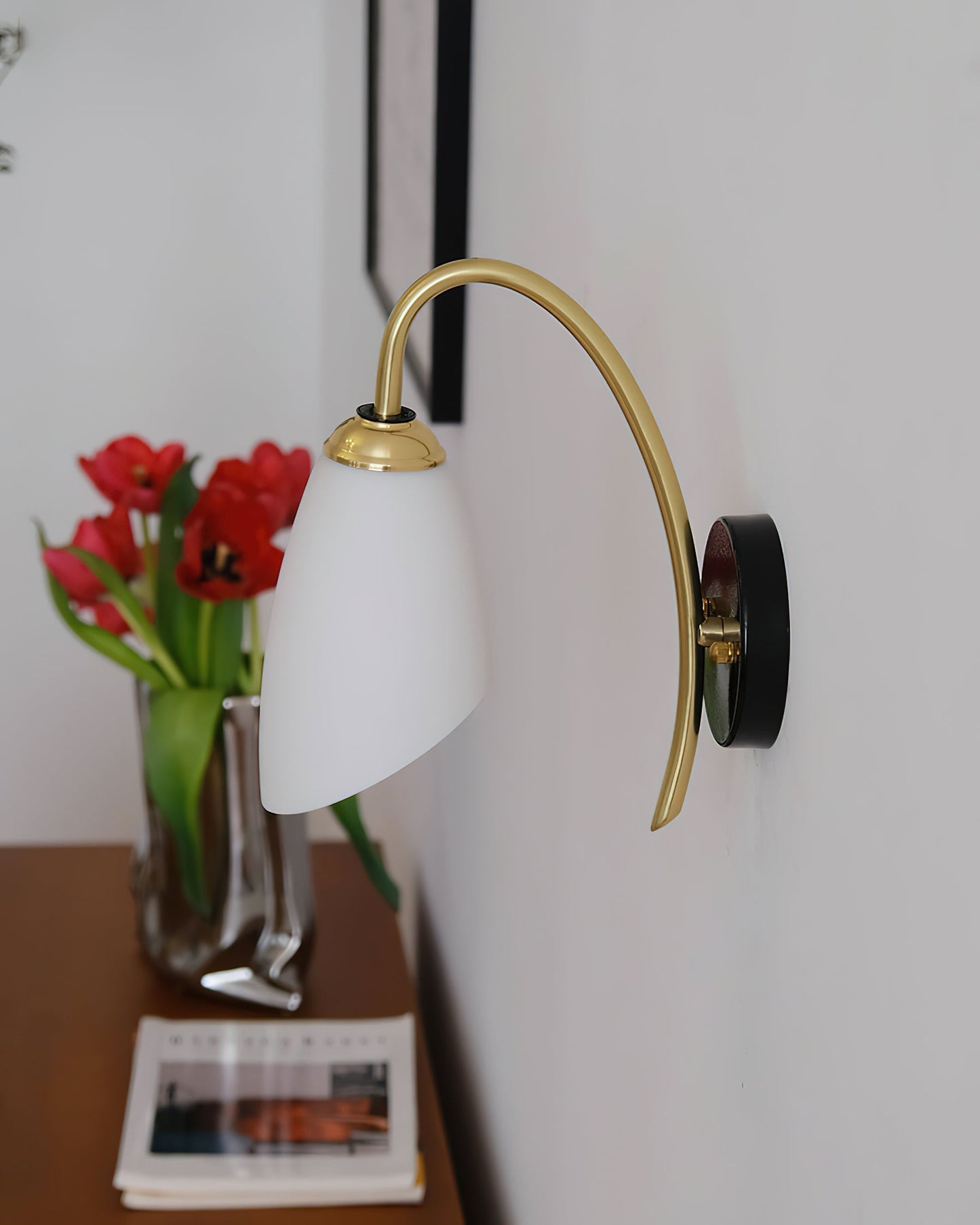 Hector Wall Lamp