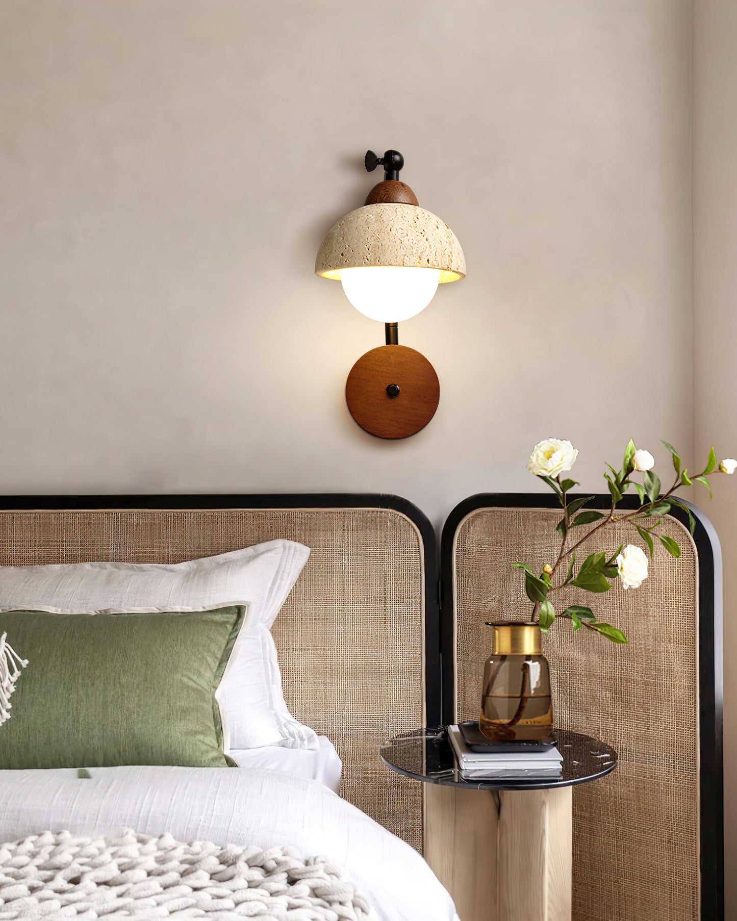 Kell Wall Light