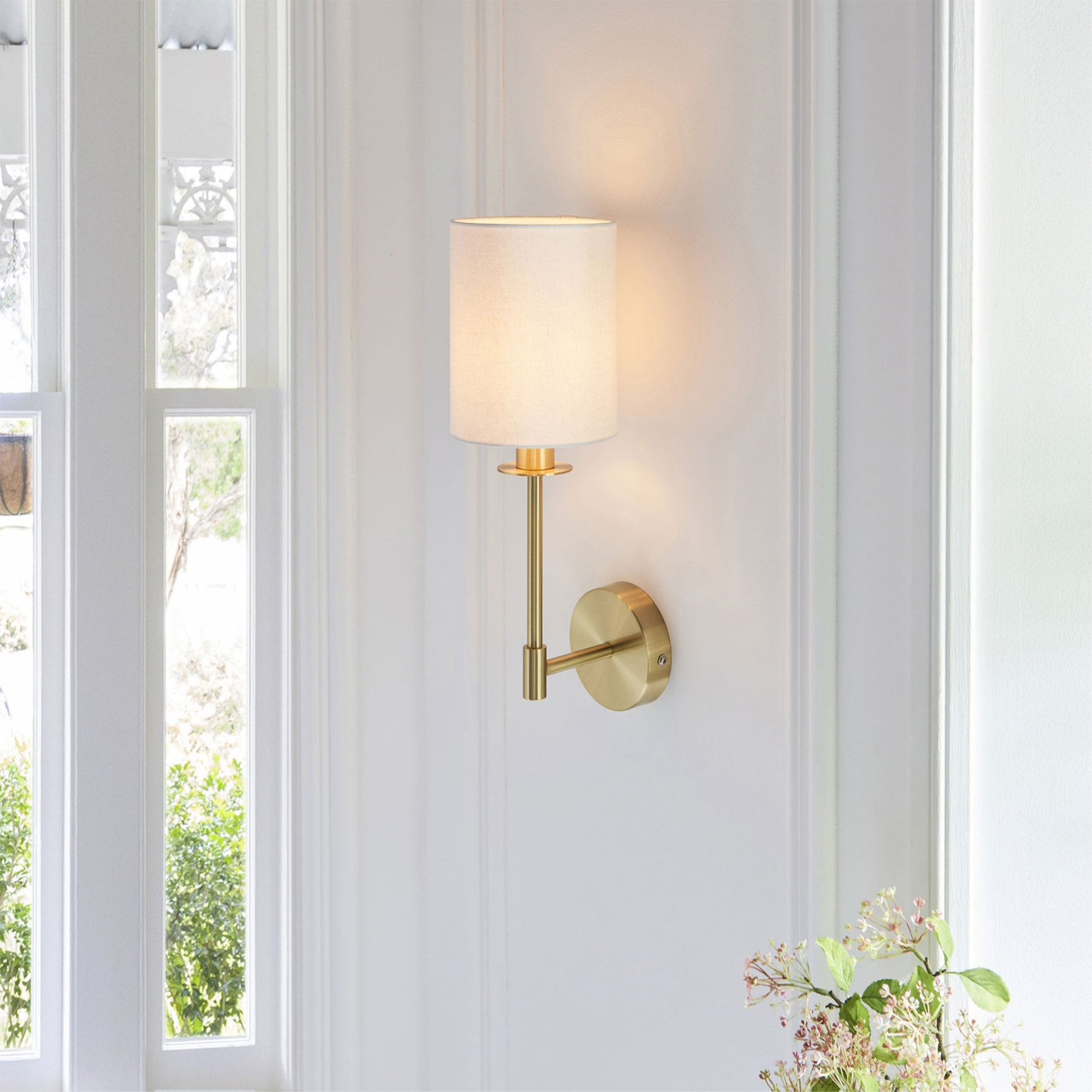 Kington Wall Light