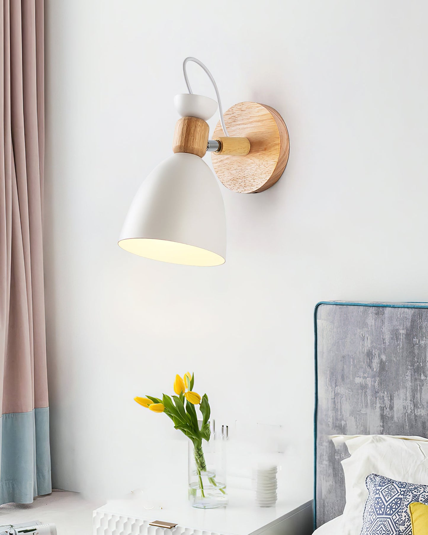 Kiven Wall Lamp
