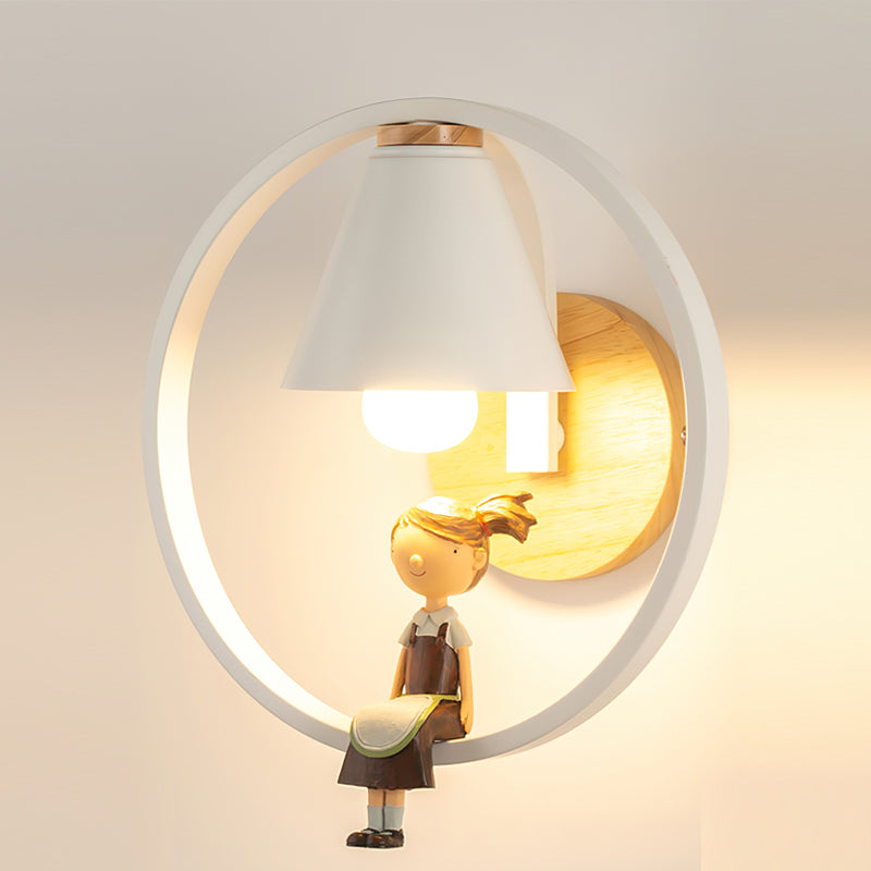 Kona Wall Light