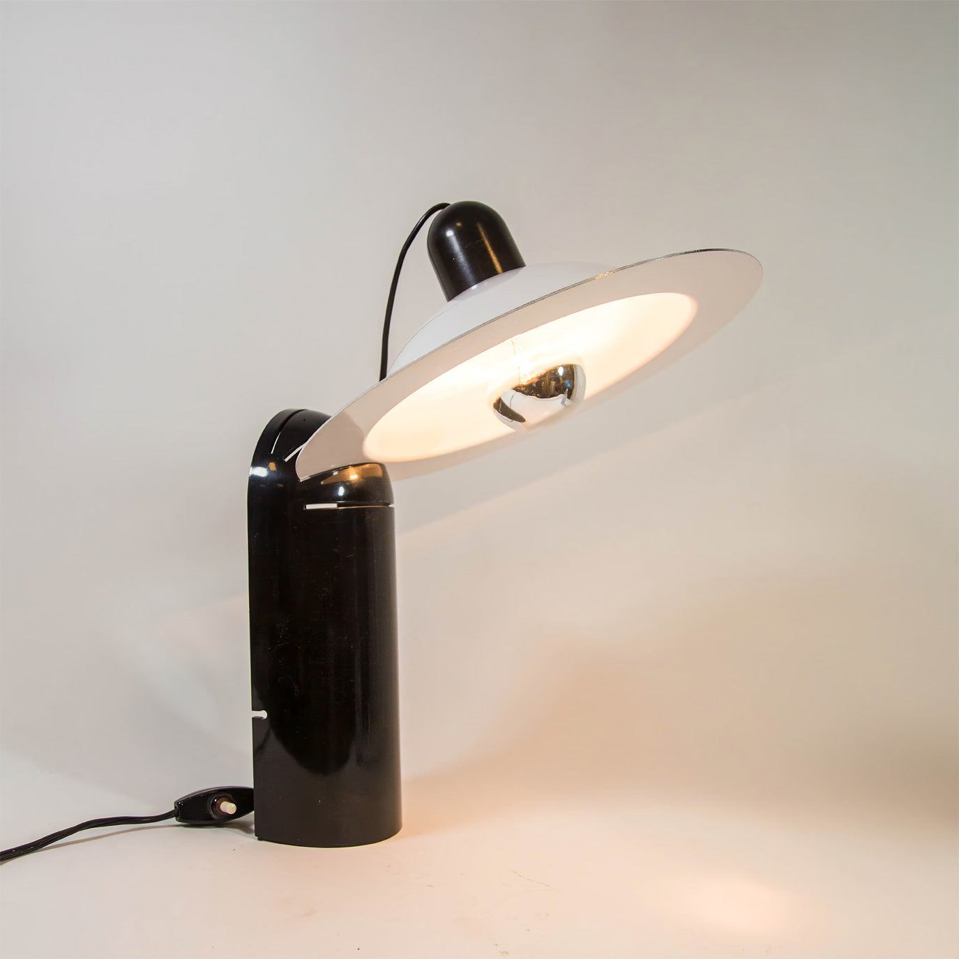 Lampiatta Table Lamp