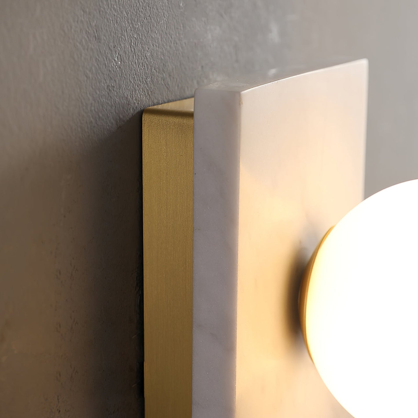 Lan Wall Lamp