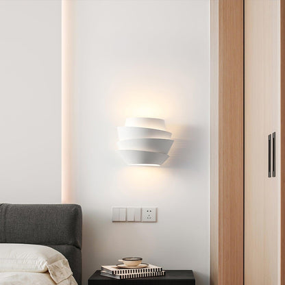 Le Soleil Wall Lamp