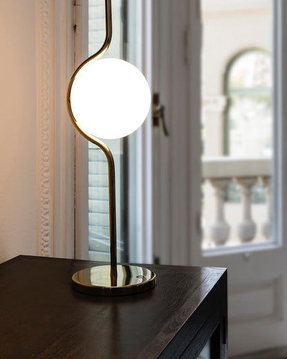 Levita Table Lamp