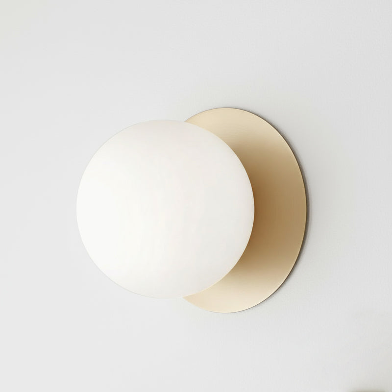 Lila Wall Lamp