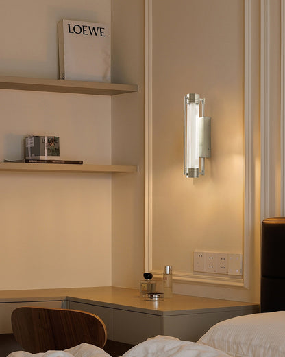 Lirna Wall Lamp