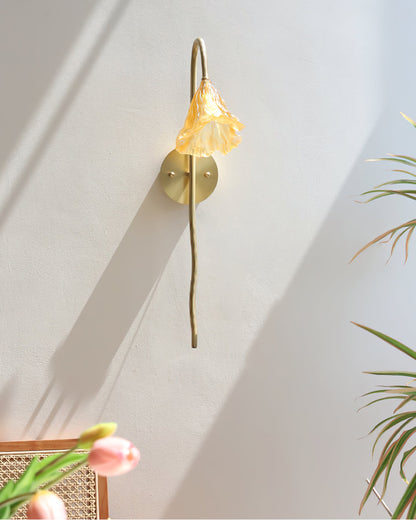 Lotus Amber Wall Lamp