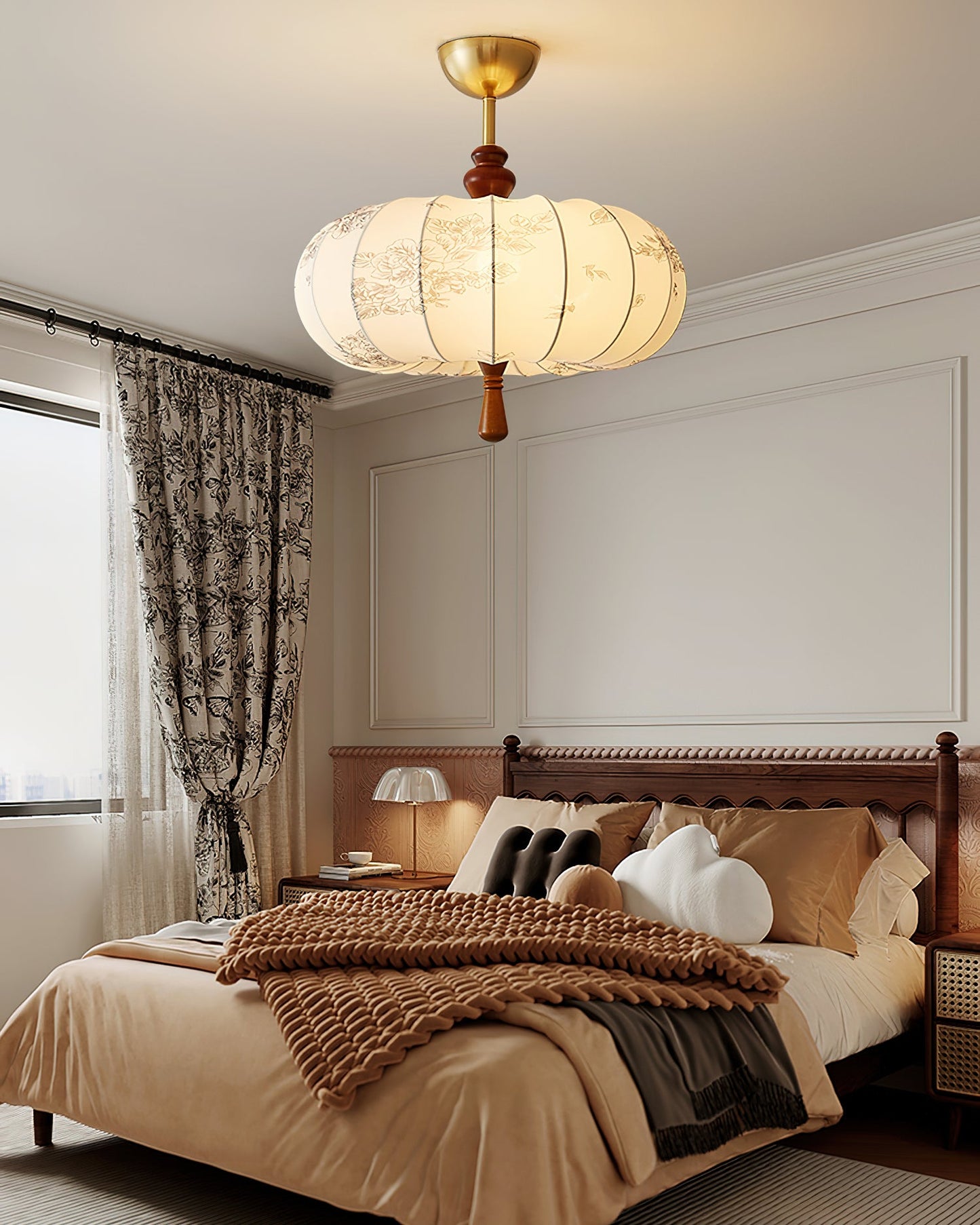 Mantis Ceiling Light