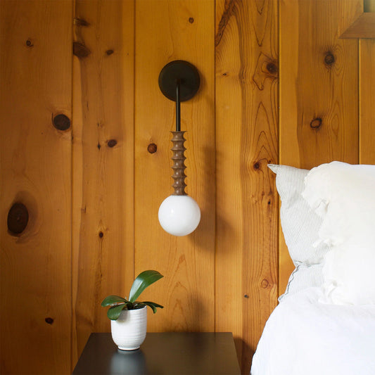 Mobo Wall Lamp