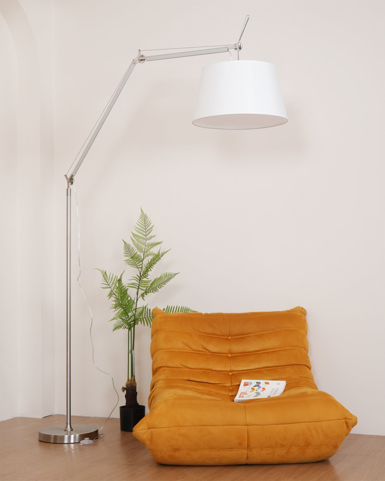 Modern Classic Floor Lamp