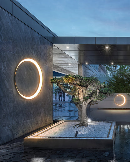 Moon Solar Outdoor Wall Lamp