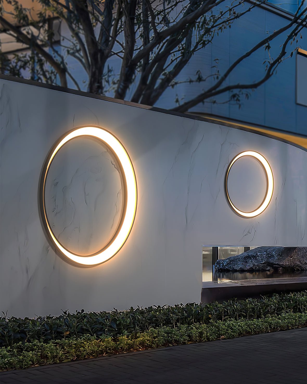 Moon Solar Outdoor Wall Lamp
