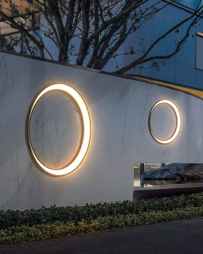 Moon Solar Outdoor Wall Lamp
