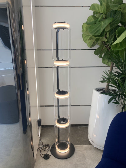 Noctambule Floor Lamp