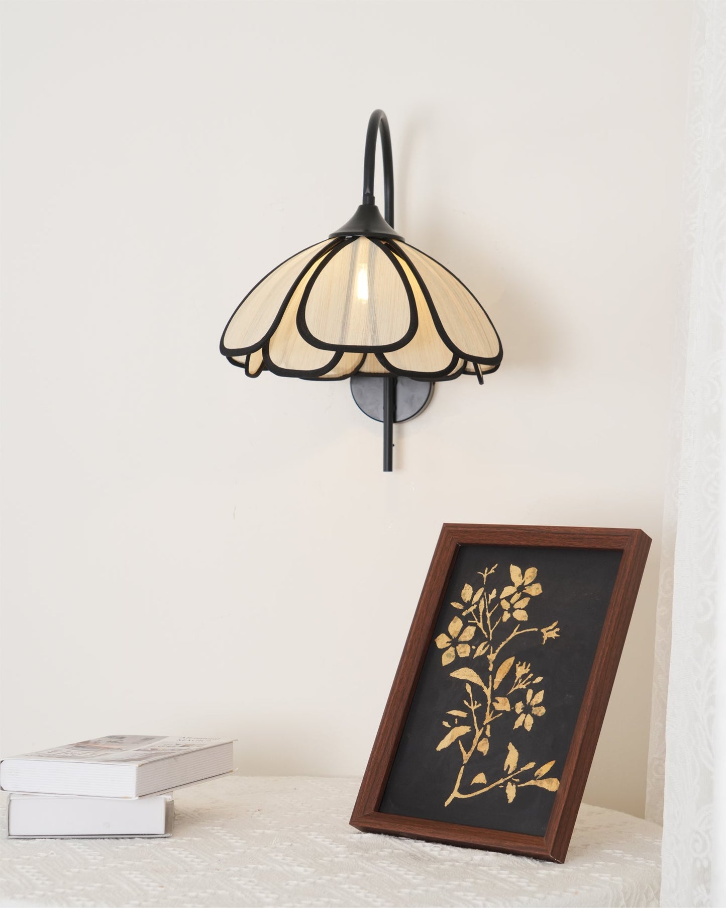 Okai Wall Lamp