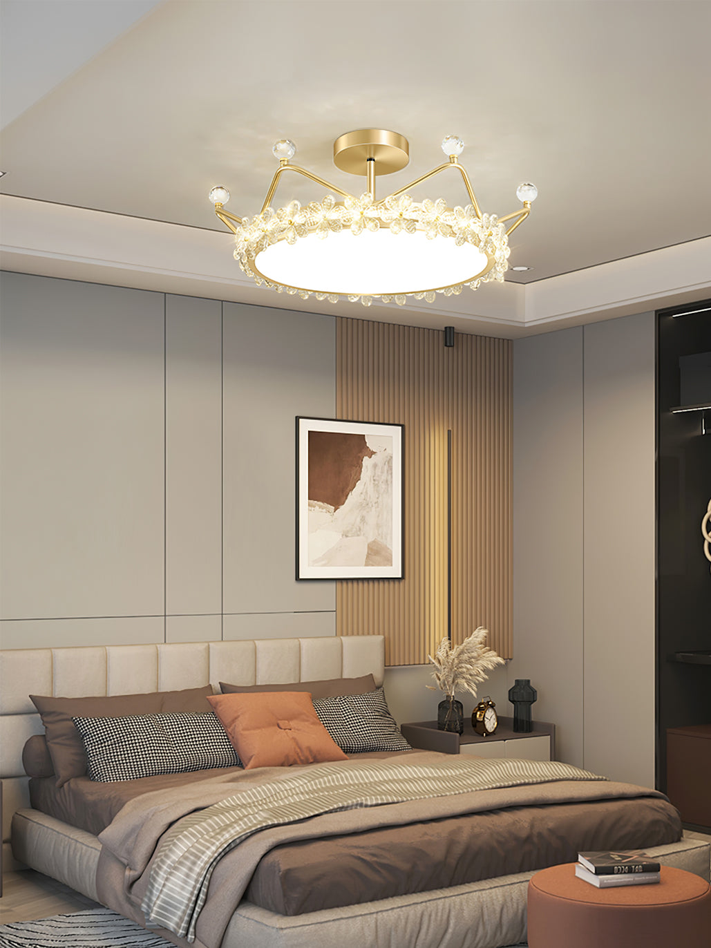 Petal Crown Ceiling Lamp