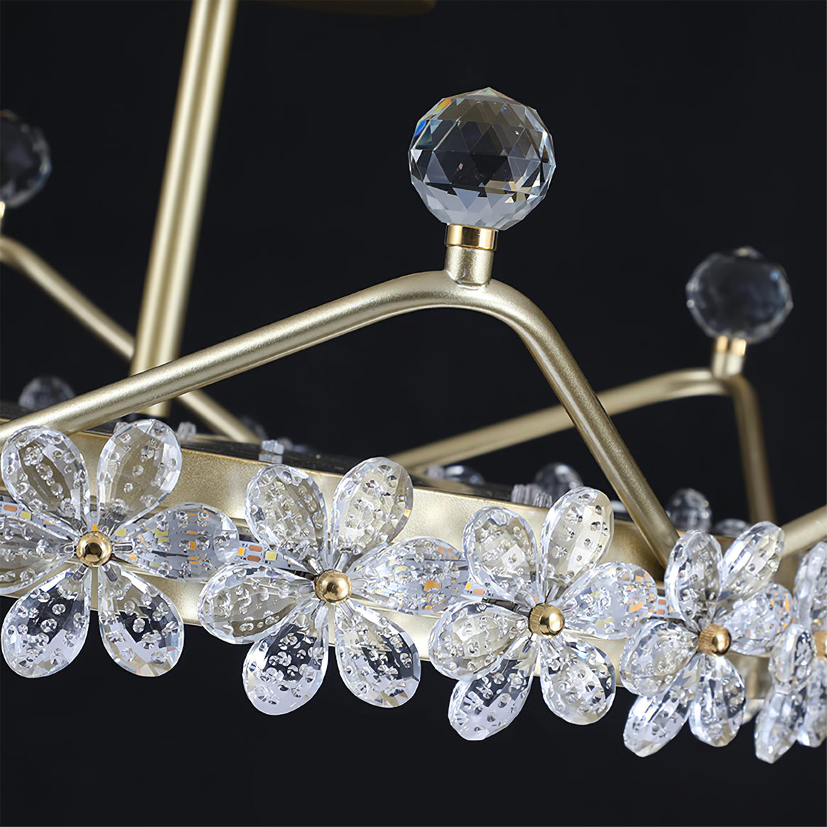 Petal Crown Ceiling Lamp