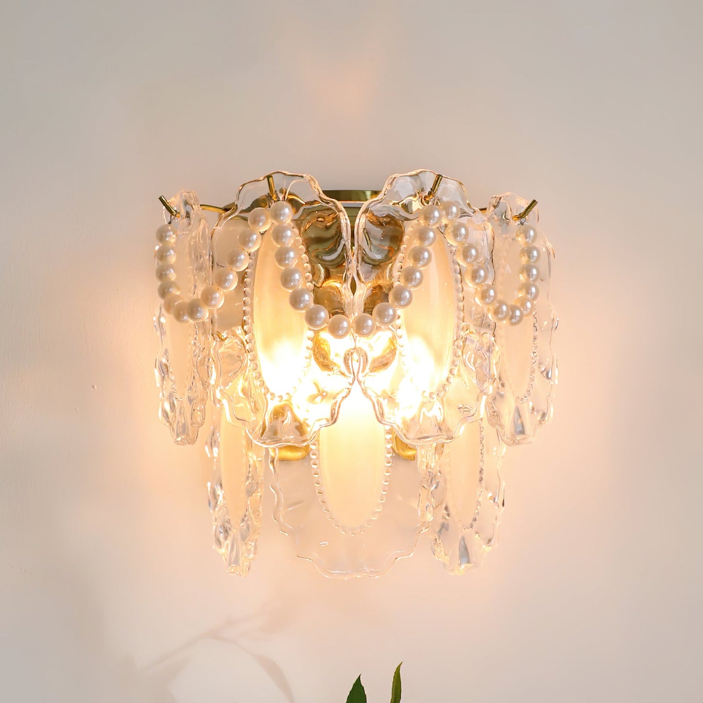 Petal Pearl Wall Light