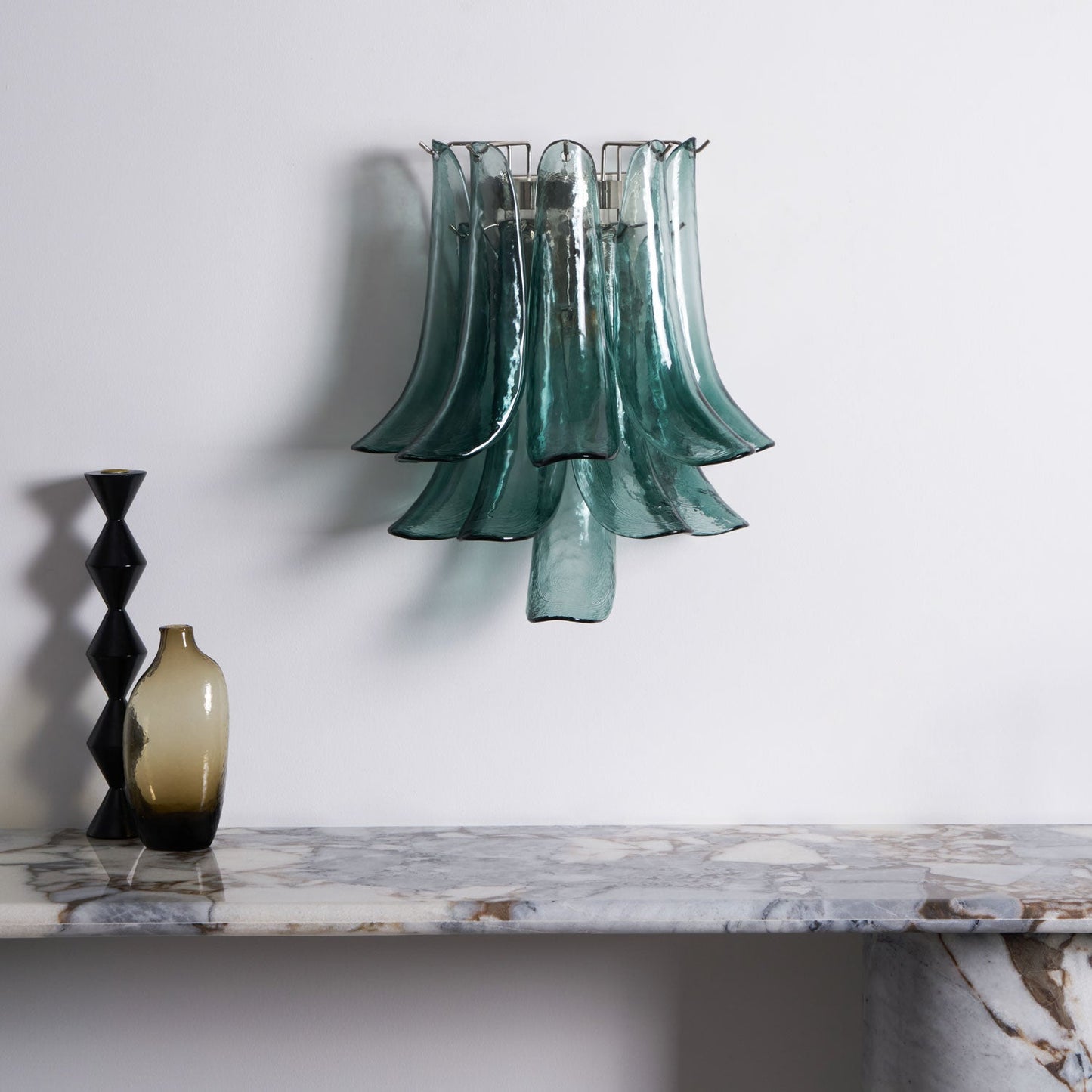 Xiravo Petral Wall Light