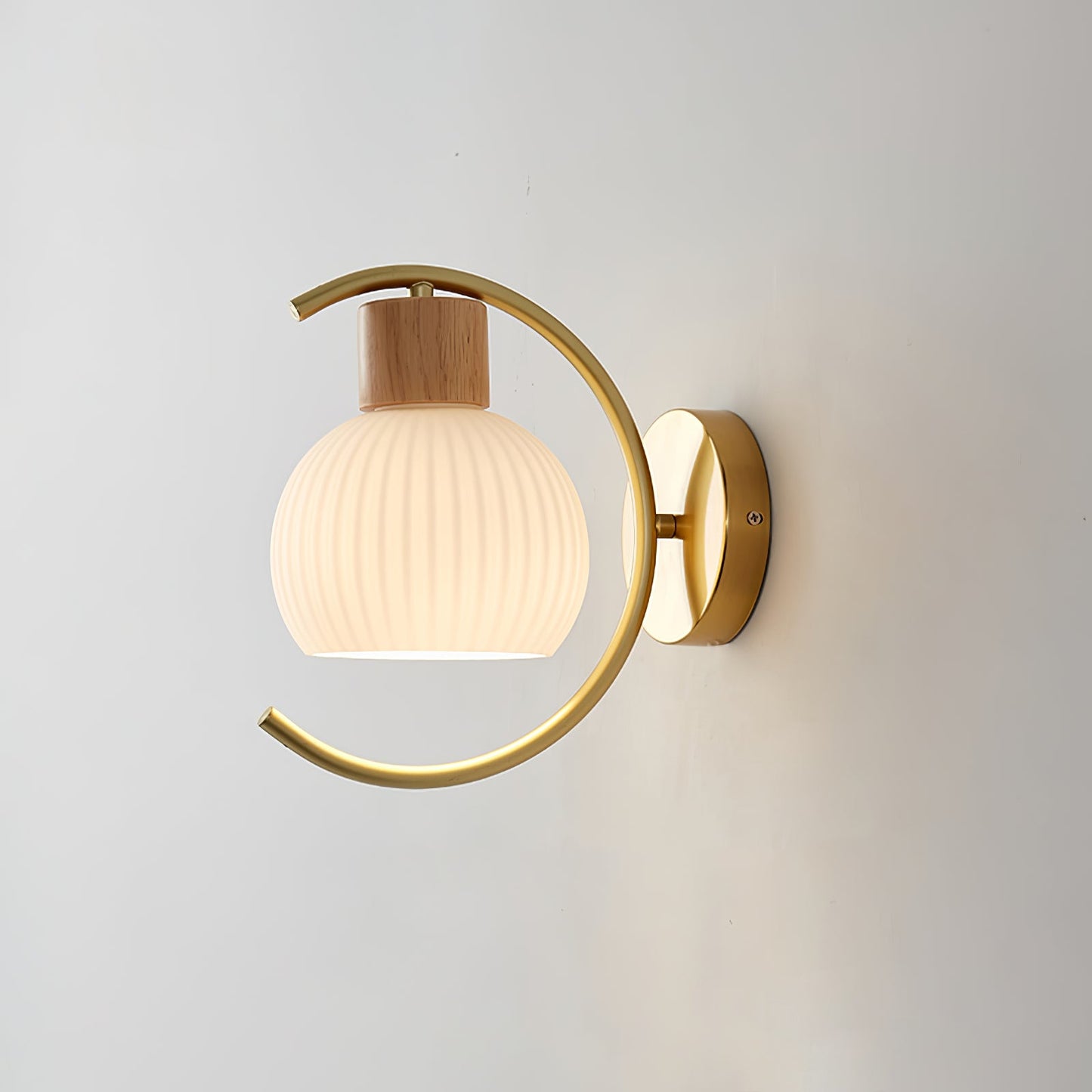 Petaluma Wall Lamp