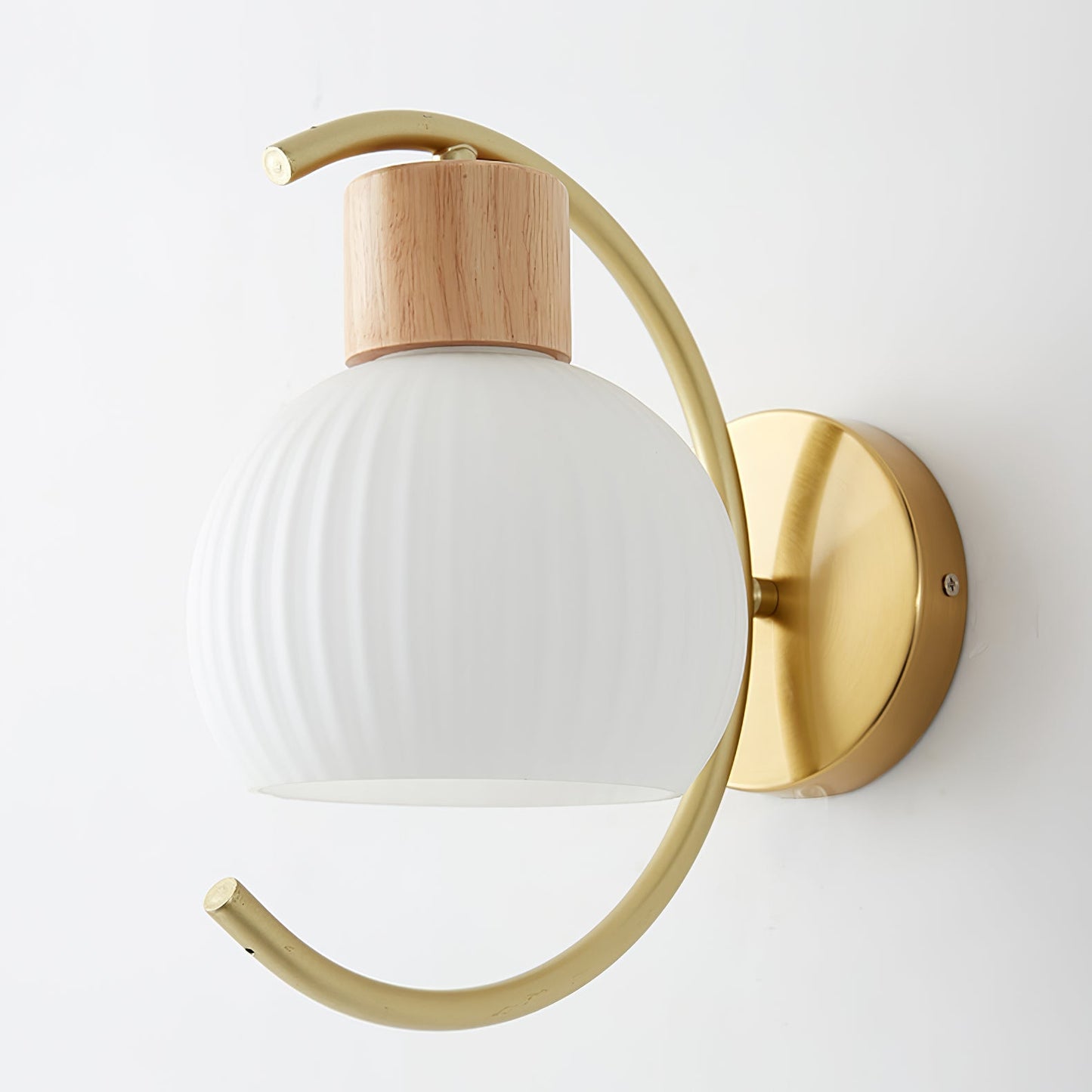 Petaluma Wall Lamp