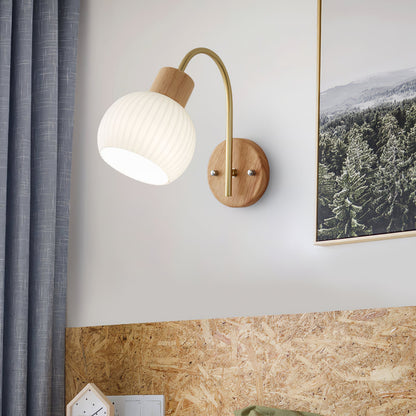 Petaluma Wall Lamp